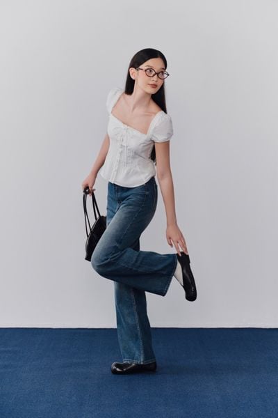  Áo Elska Top in White 
