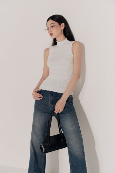  Áo Janece Knit Top in White 