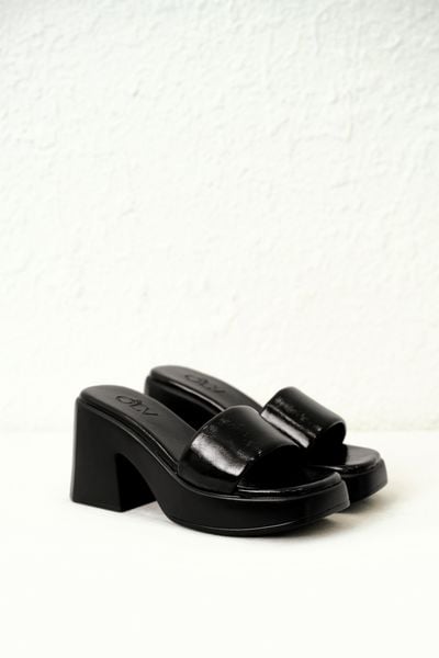  Christa Black Heels 