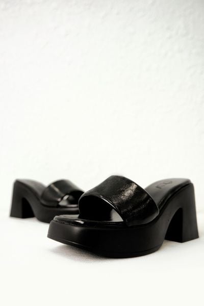  Christa Black Heels 