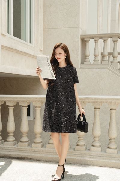  Taja Loose Dress in Black 