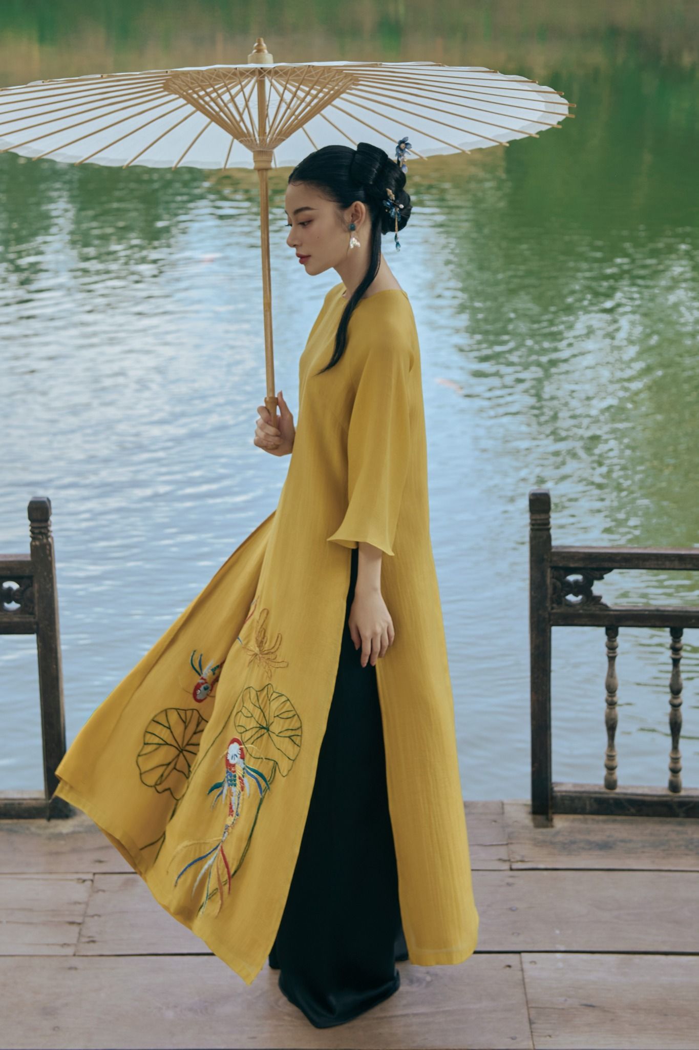Áo Dài Hiểu Lan (Không kèm quần)