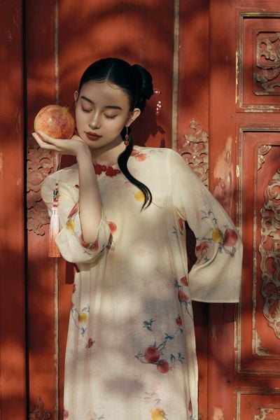  Áo Dài Hân Nghiên (Không kèm quần) 
