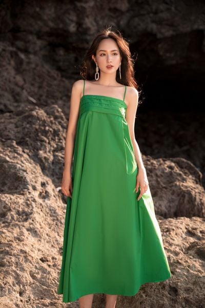  Venia Dress in Green 