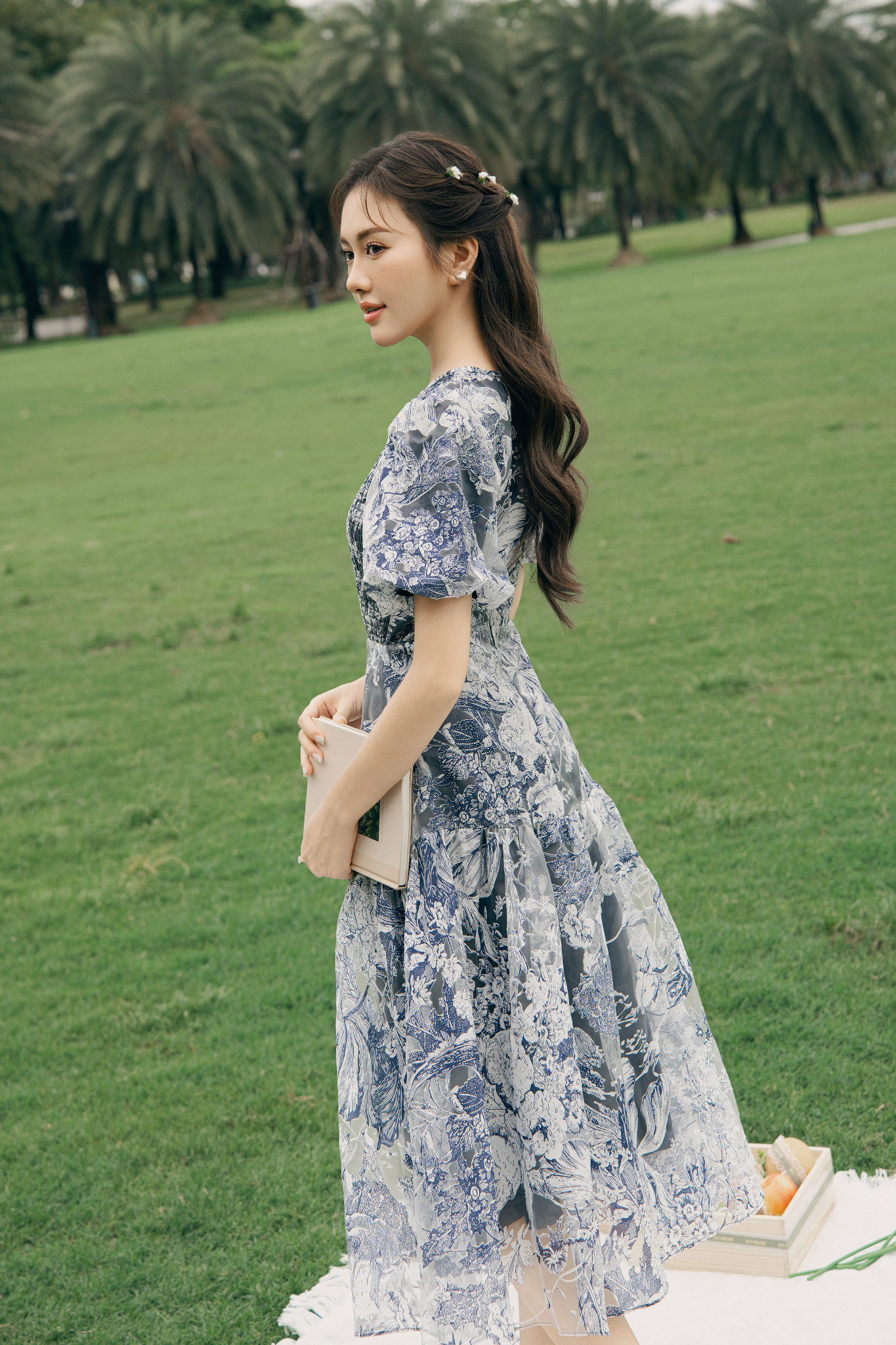 Lia Fleur Dress in Gray