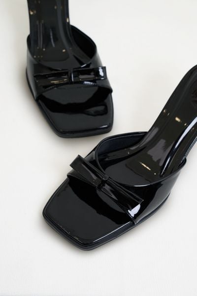  Zemira Heels in Black 
