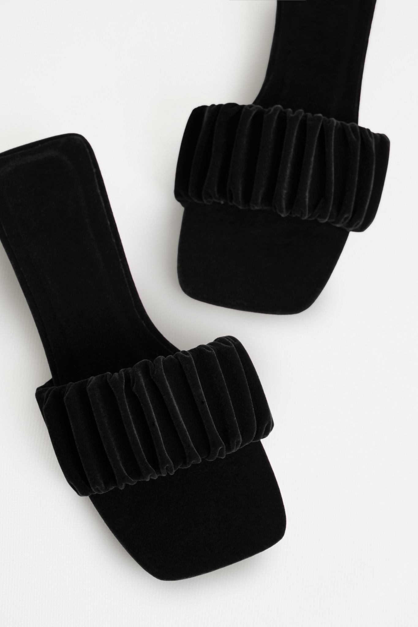Romola Heels in Black