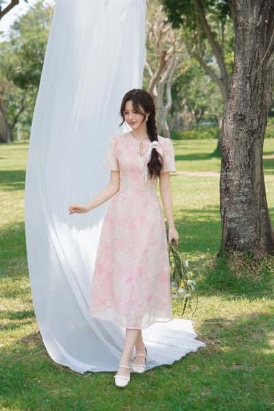  Aulelei Fleur Dress in Pink 