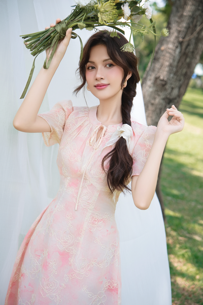  Aulelei Fleur Dress in Pink 