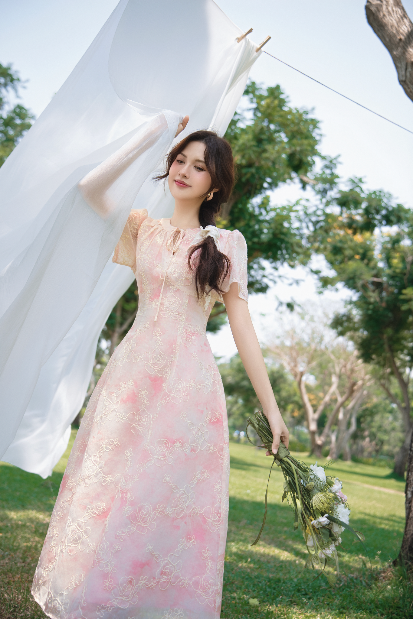 Aulelei Fleur Dress in Pink