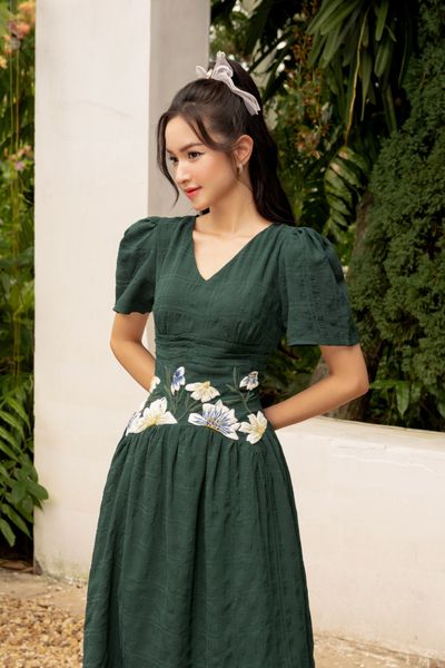  Arum Lily Embroi Dress 