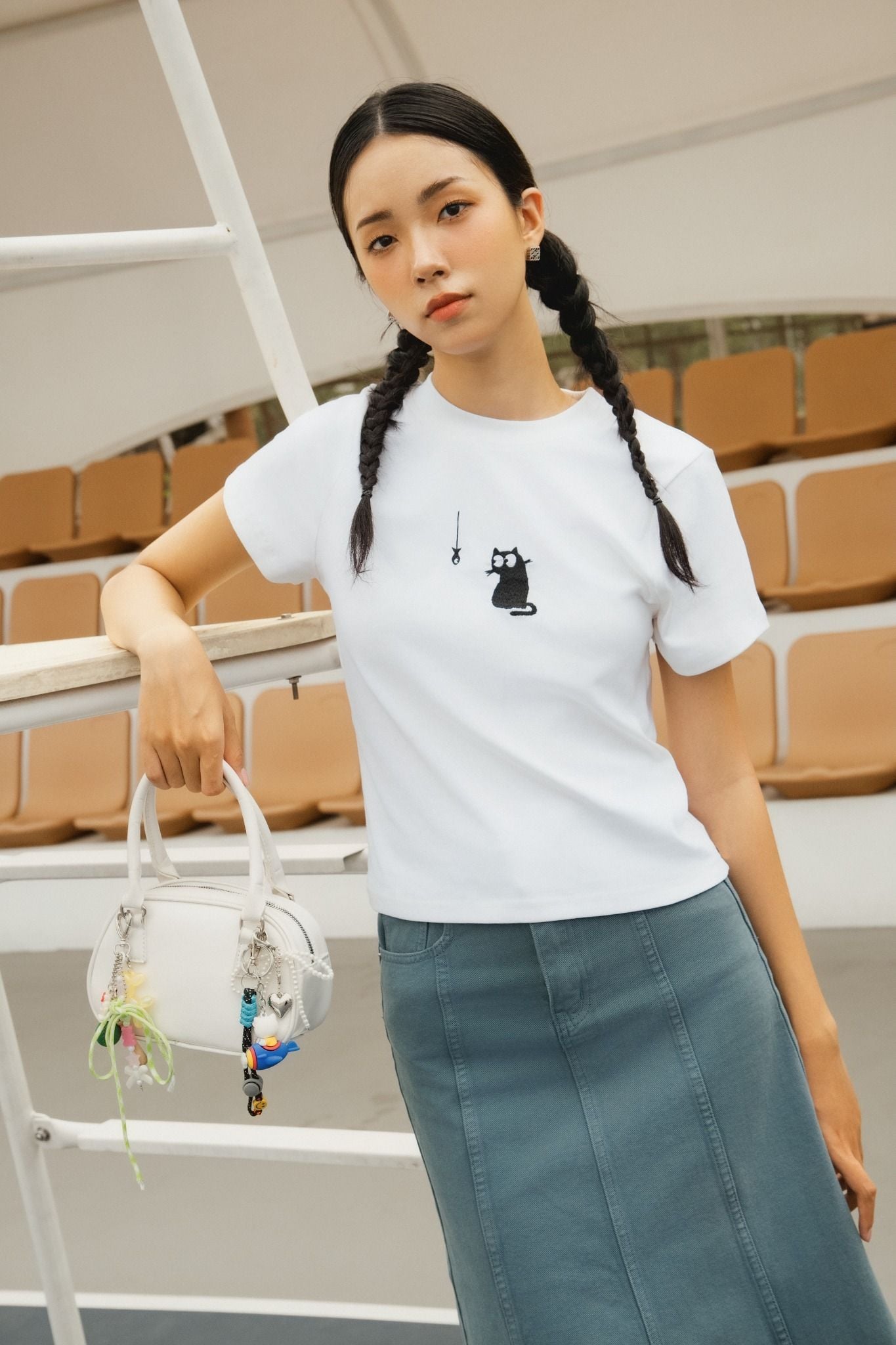 Áo Mercy T Shirt in White