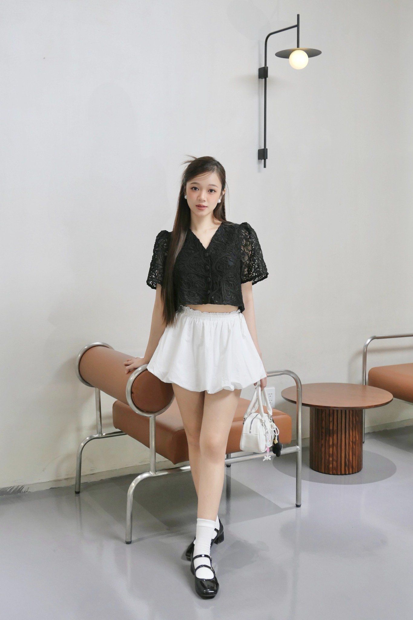 Áo Rosie Fleur Top in Black