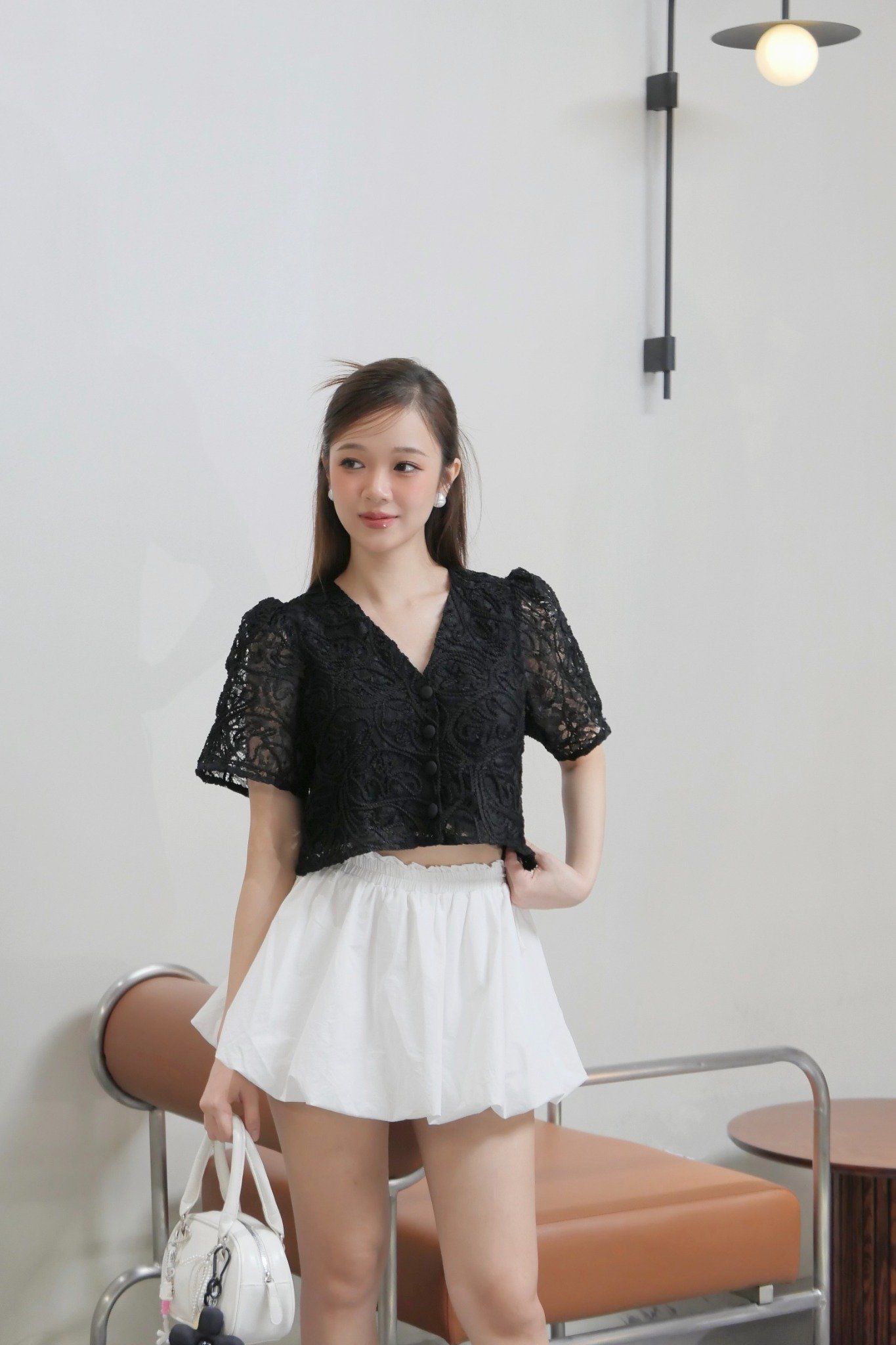 Áo Rosie Fleur Top in Black