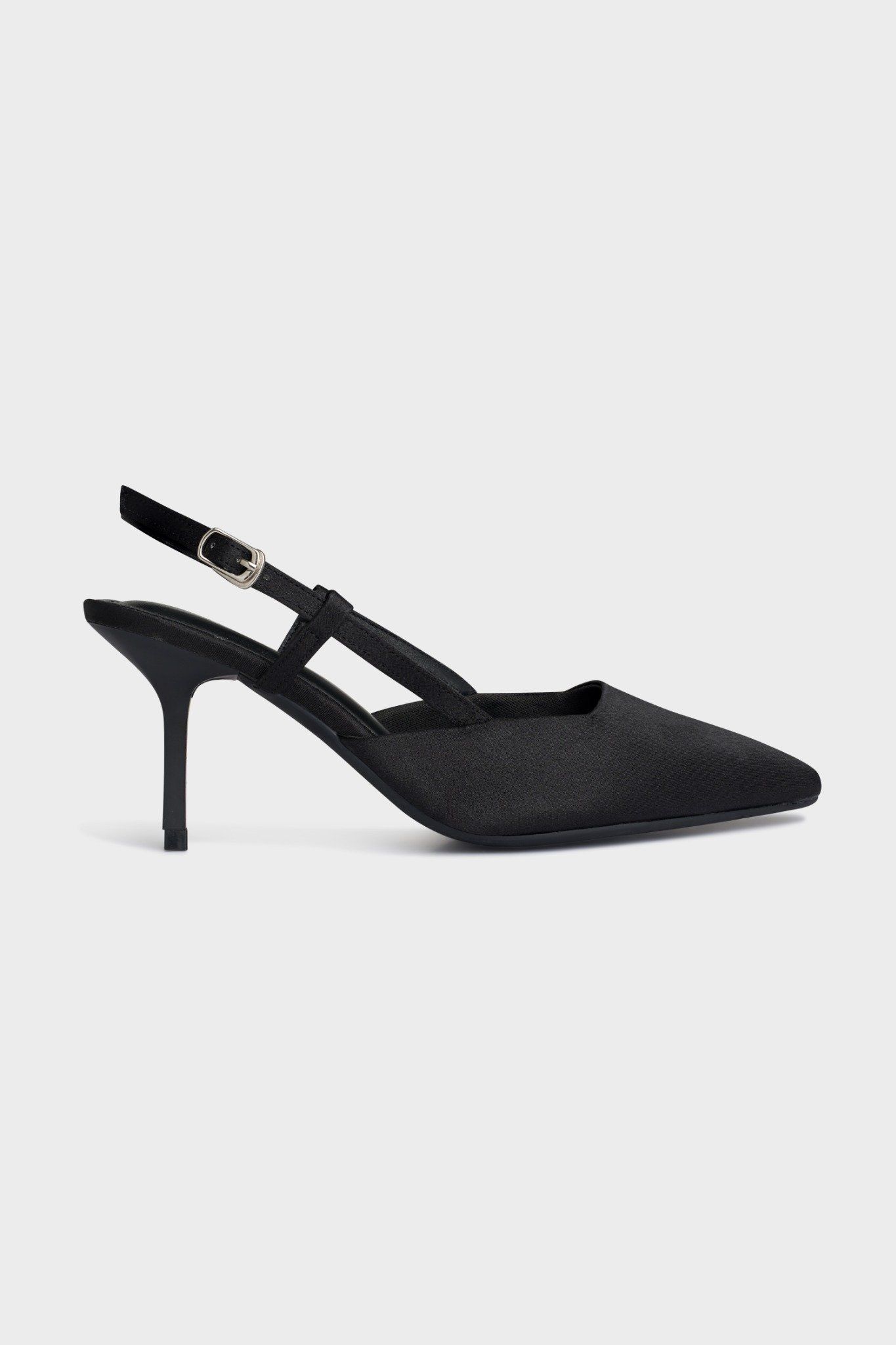 Lotta Heels in Black