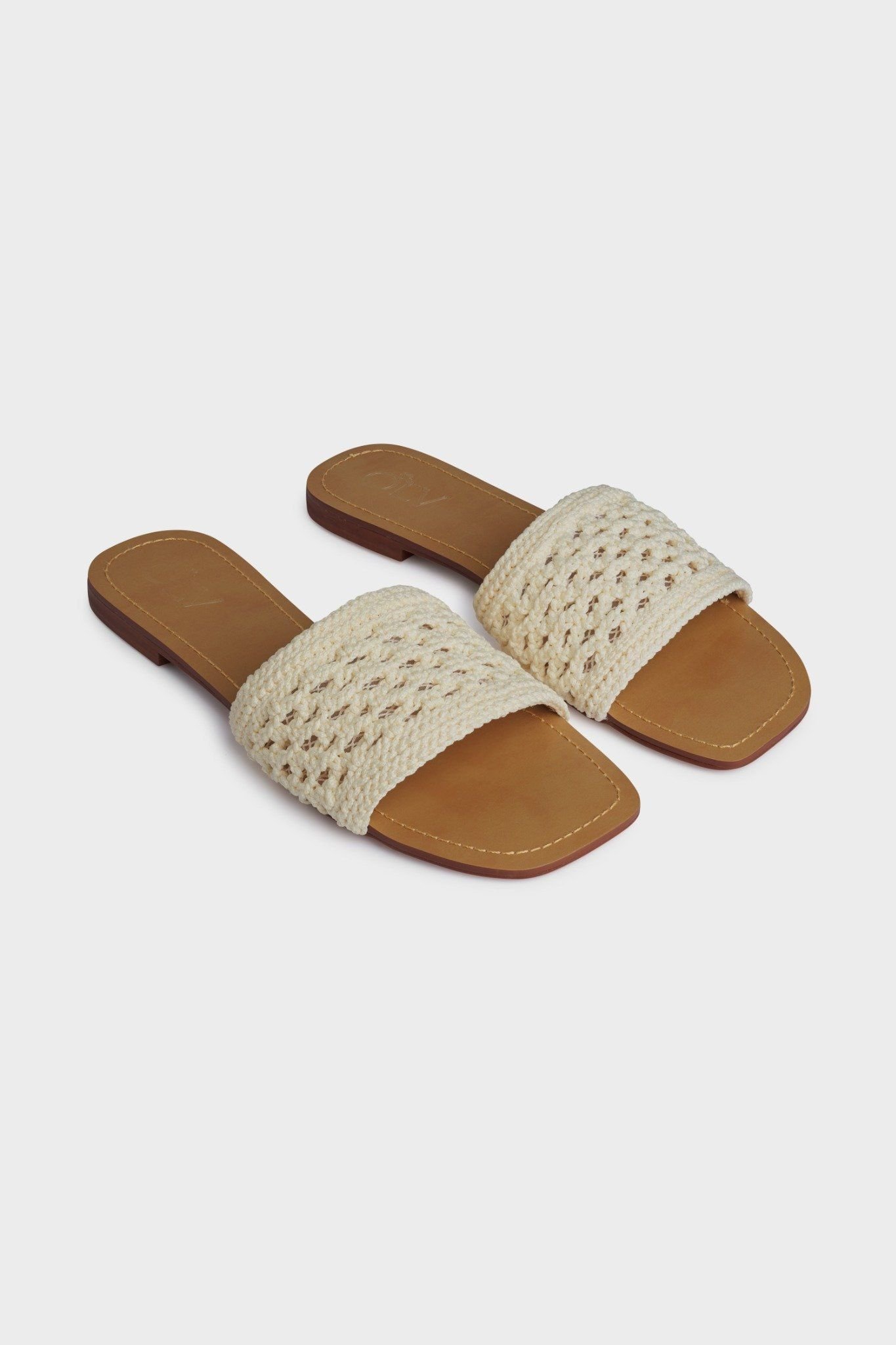 Cyra Slippers