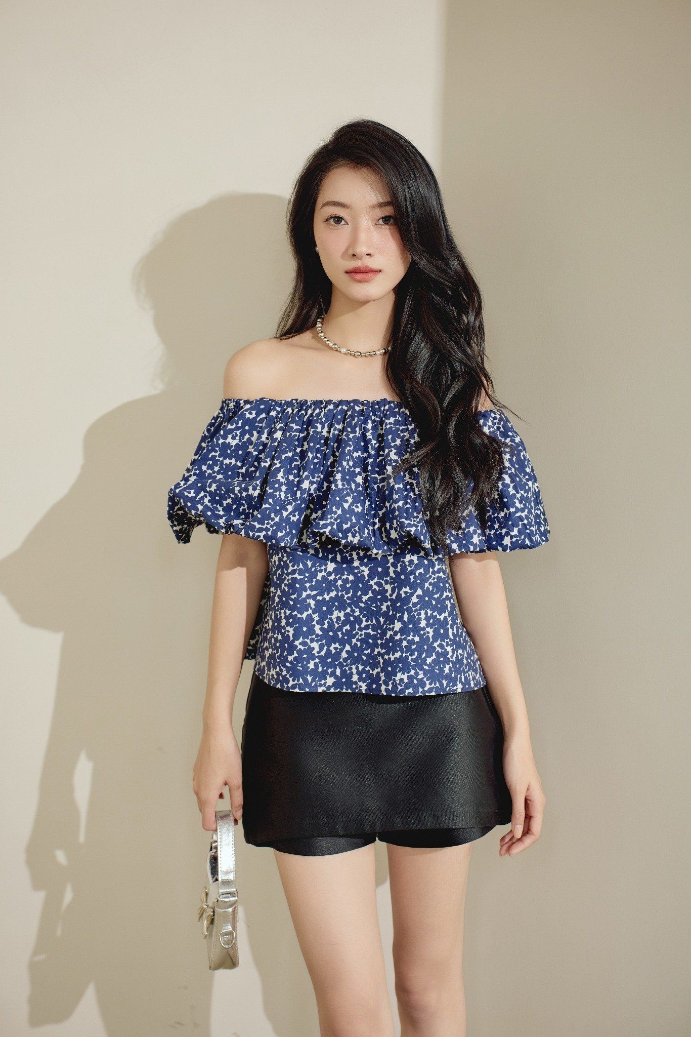 Áo Hansel Floral Top in Navy