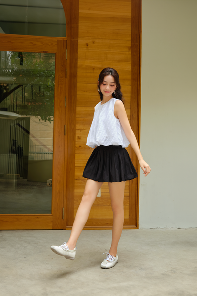  Chân váy Aurelie Skirt in Black 