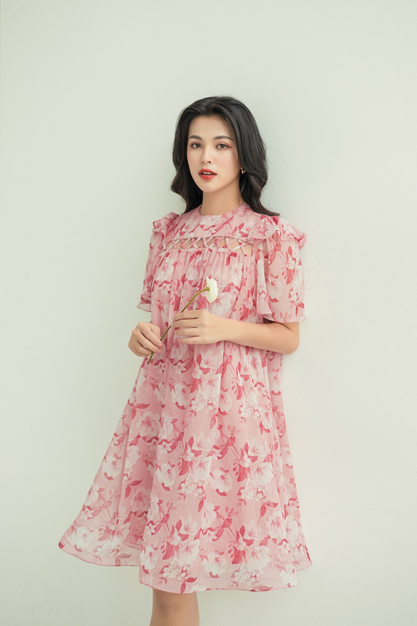 Ami Rosy Dress – OLV Boutique