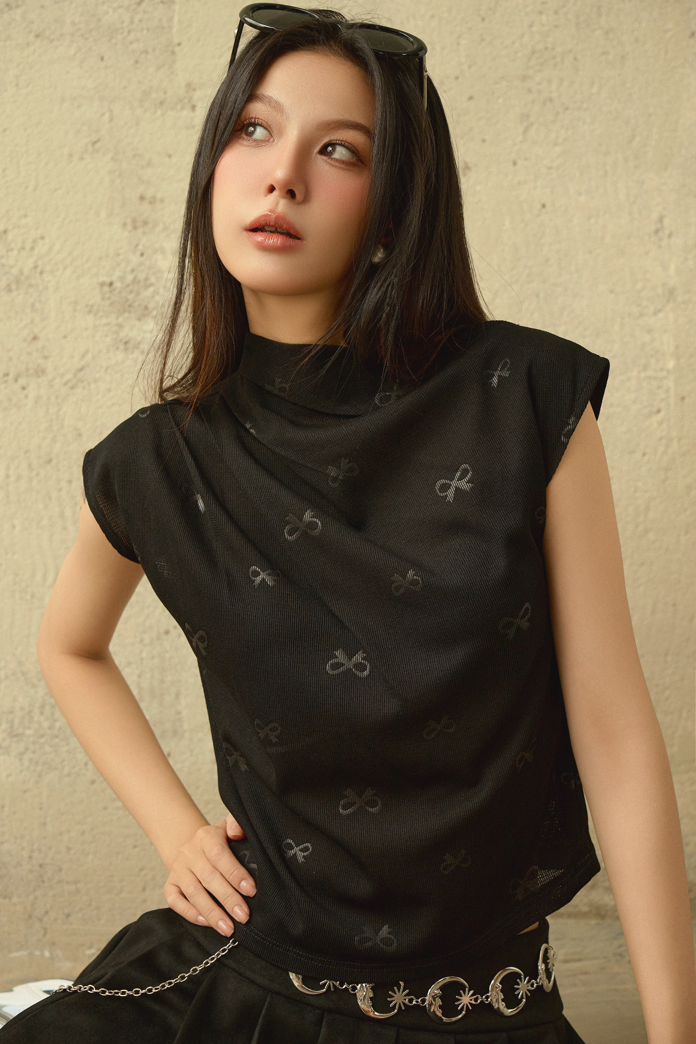 Áo Rebel Bow Top in Black