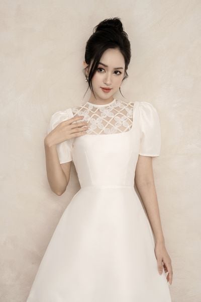  Divine Lace Dress 