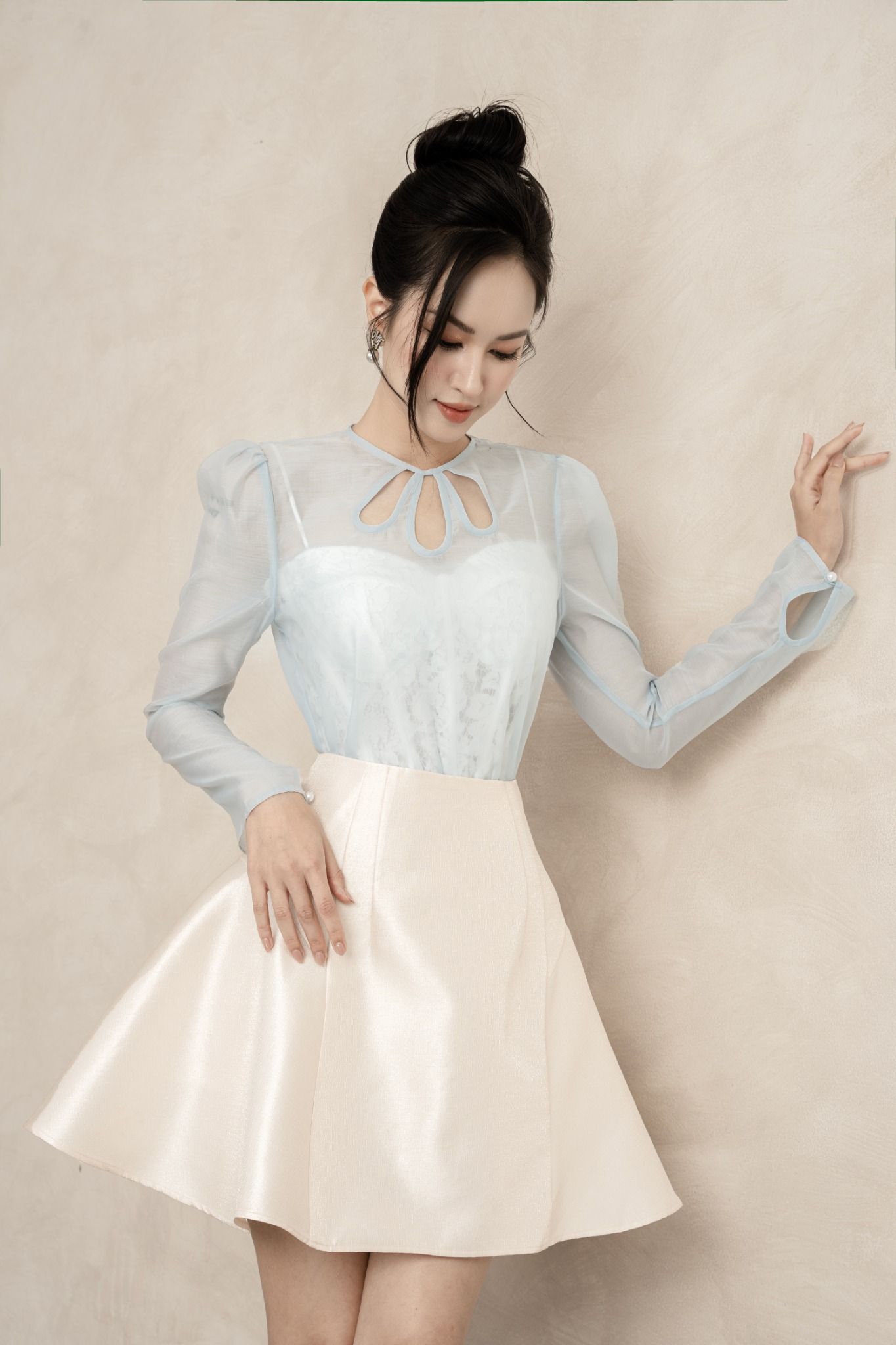 Thời trang nữ cao cấp De Charme