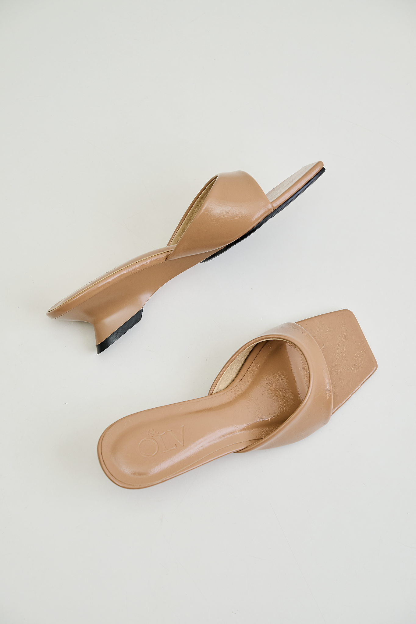 Eloa Heels in Brown