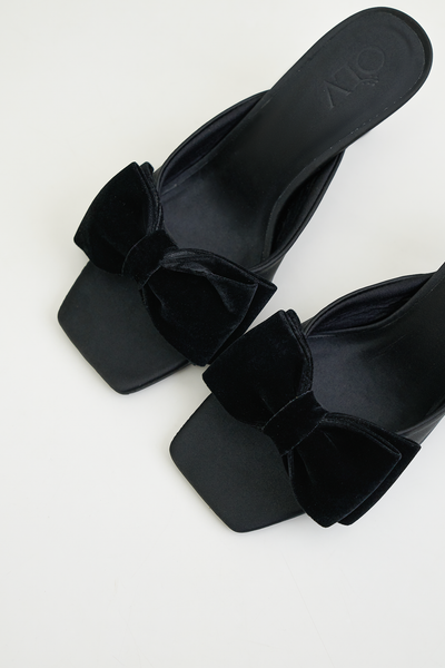  Giày cao gót phối nơ Grady Heels in Black 