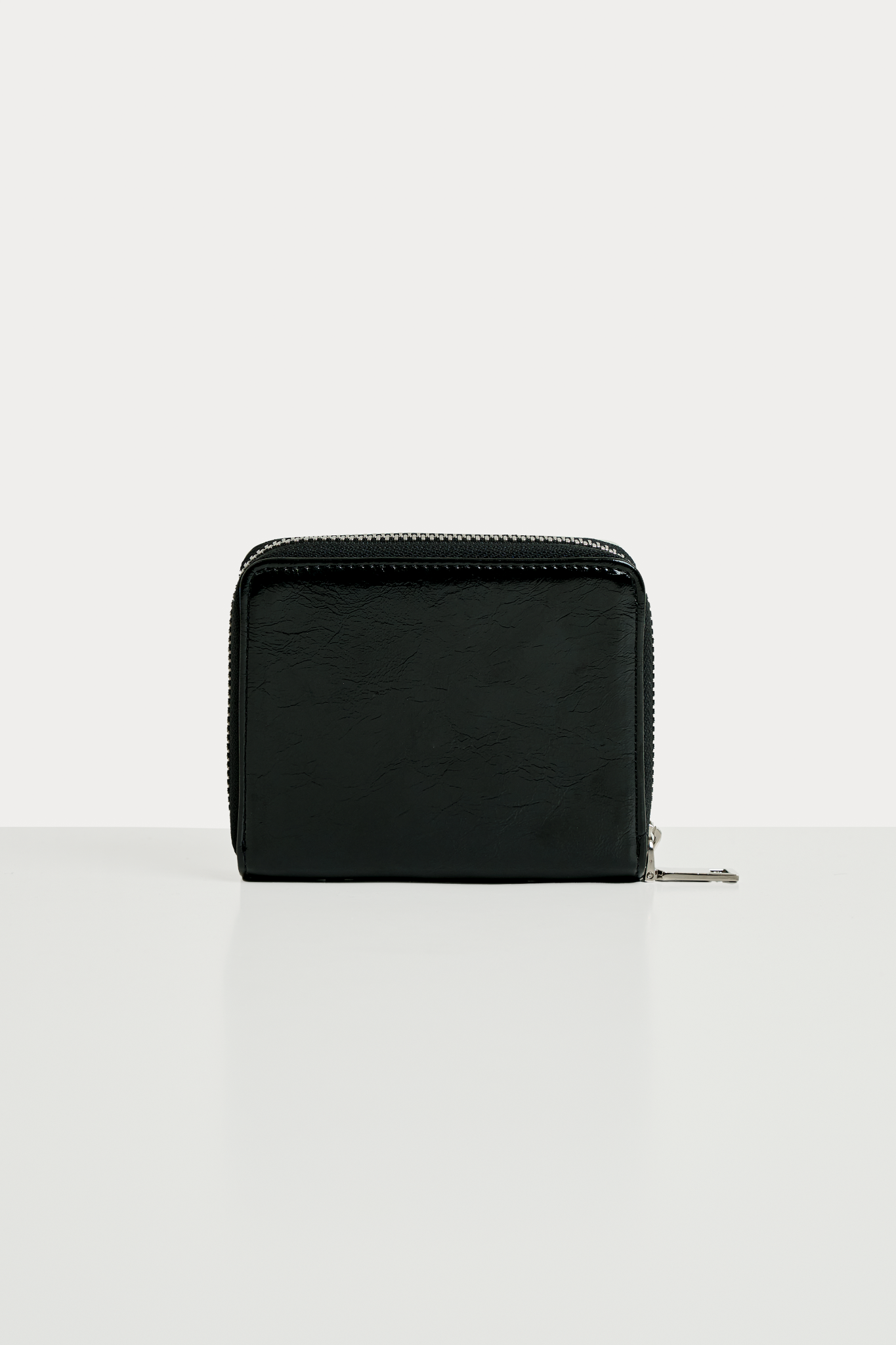 Ví Zarina Mini Wallet in Black