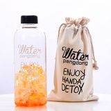 Bình nước detox 1000ml, bình nước thể thao, bình nước nhựa trong suốt 1 lít có túi dây rút đẹp kèm theo