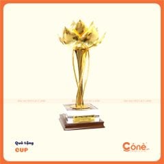 [CQT002] Cúp Tỏa Sáng Cone