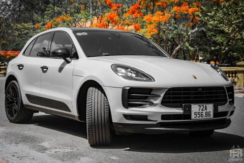 porsche-macan-wrap-doi-mau-bang-gam-mau-light-gray-dep-min-mang-sieu-sang-chanh