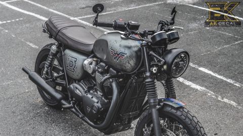  Tem xe Triumph Thruxton 1200 - 002 