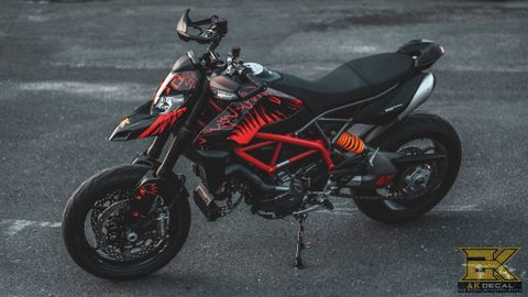  Tem xe Ducati Hypermotard - 006 