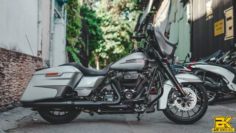  Tem xe Harley Davidson Street Glide - 001 