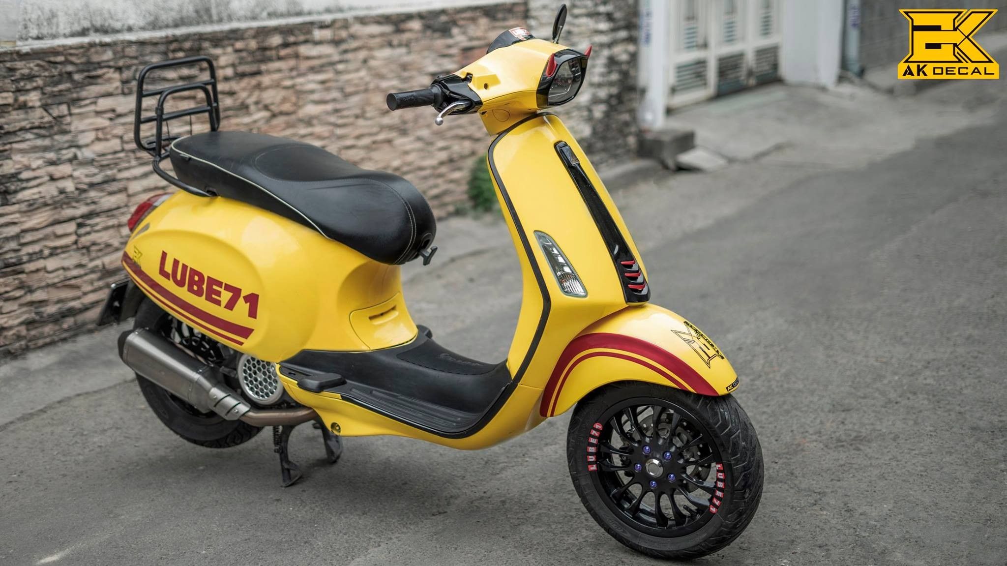 Tem xe Piaggio Vespa Sprint - AK Premium