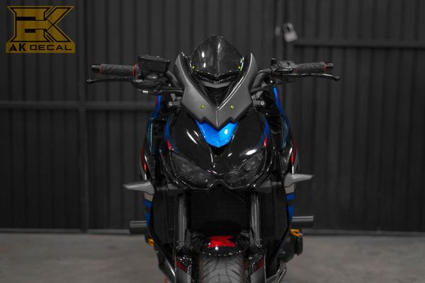 Kawasaki Z1000 độ tem