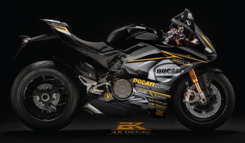 Tem xe Ducati Panigale V4