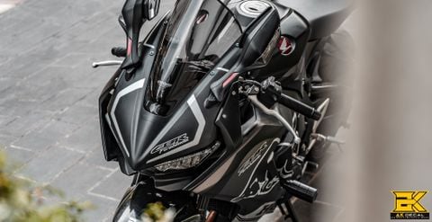 Tem xe Suzuki GSX S1000R - 001