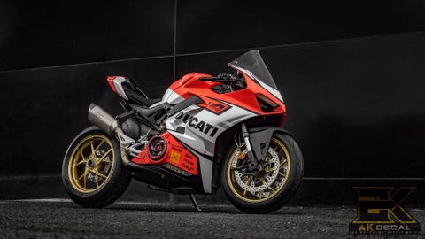 ducati v4