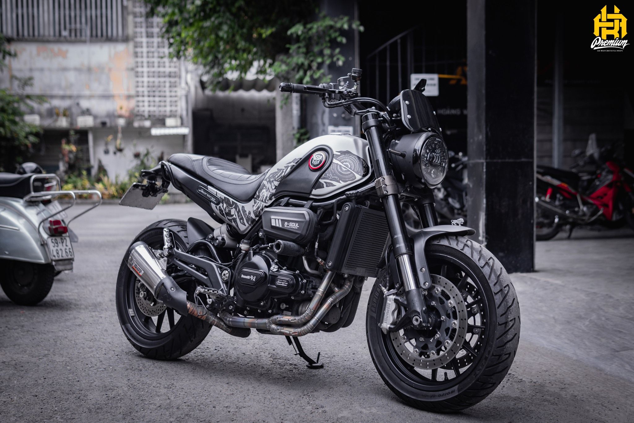  Tem xe Benelli Leoncino 500  - 002 