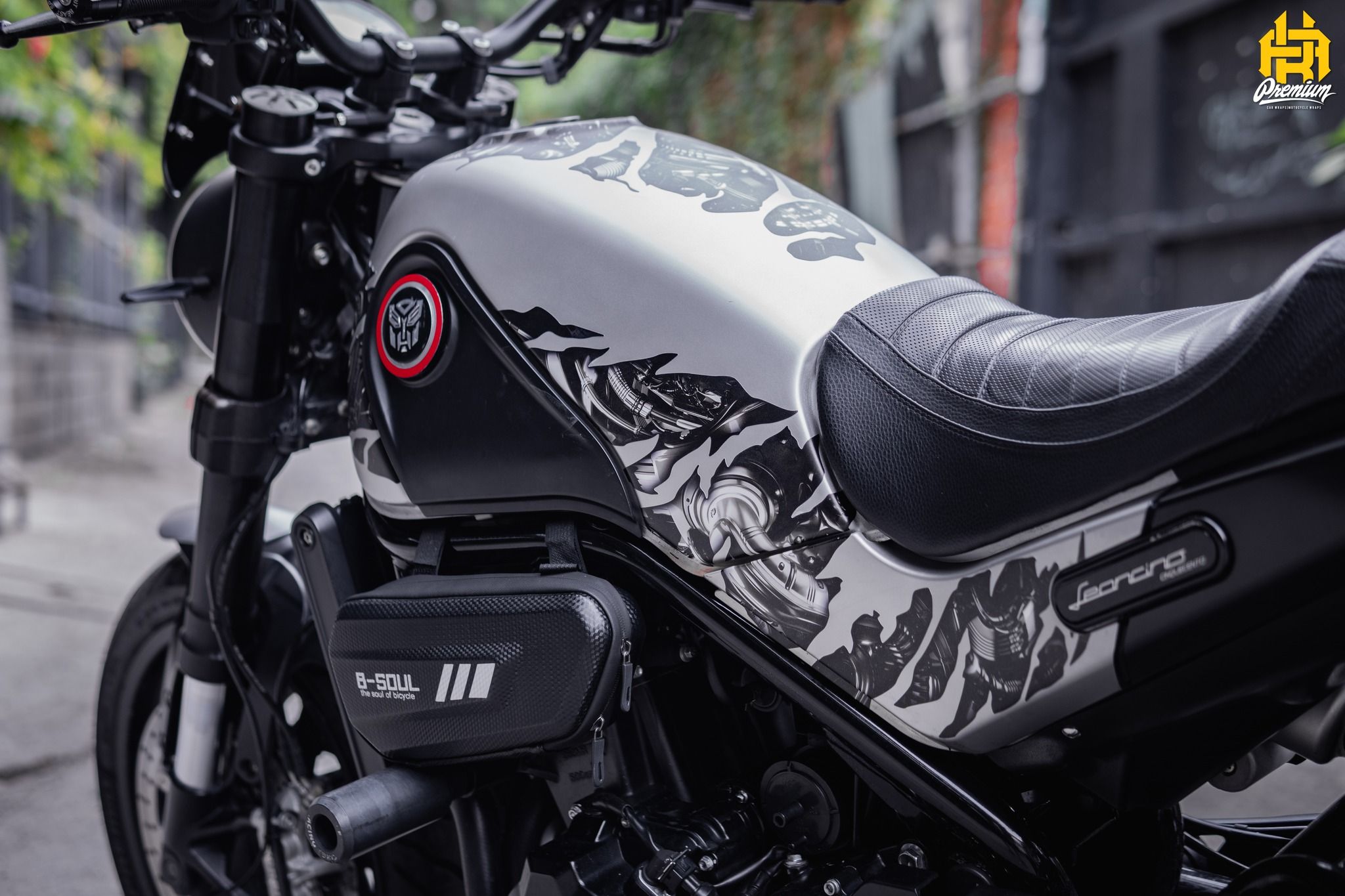  Tem xe Benelli Leoncino 500  - 002 