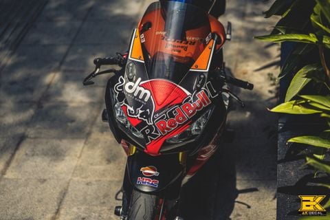 Tem xe Honda CBR 1000RR Redbull