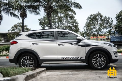 Decal tem xe Hyundai Tucson thể thao