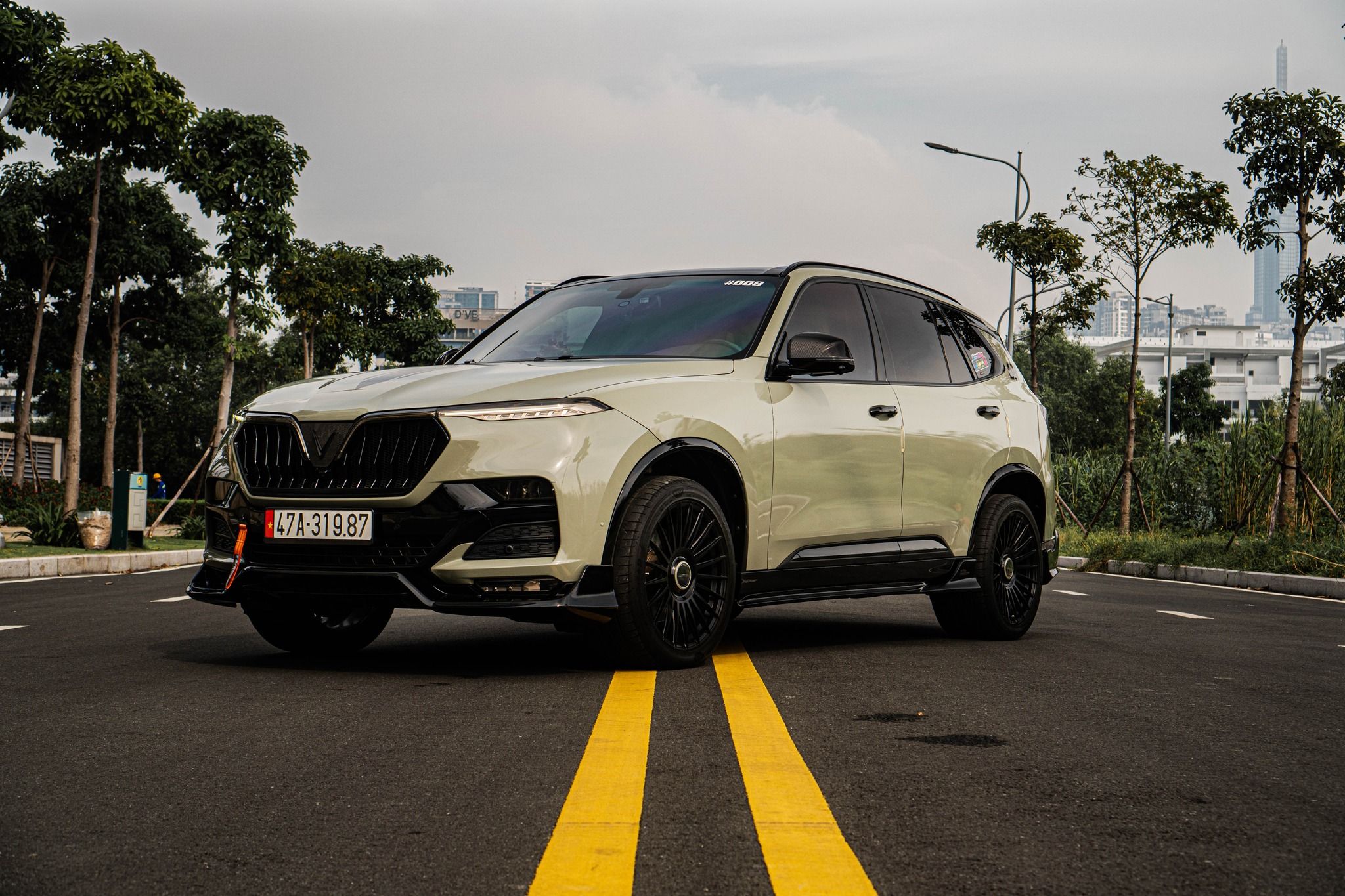  Tem xe Vinfast Lux SA - 008 