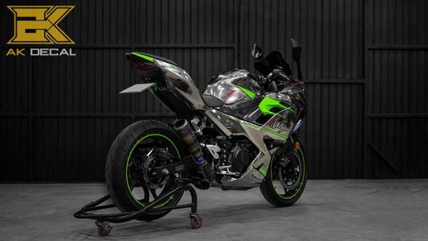 Kawasaki Ninja 400
