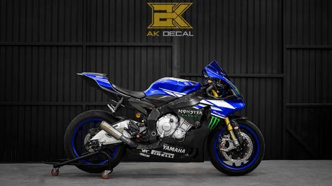  Tem xe Yamaha R1 - 011 