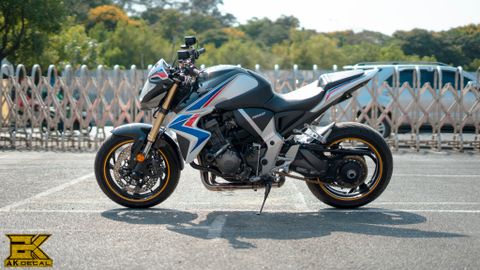 honda cb 1000r phối xanh trắng đỏ