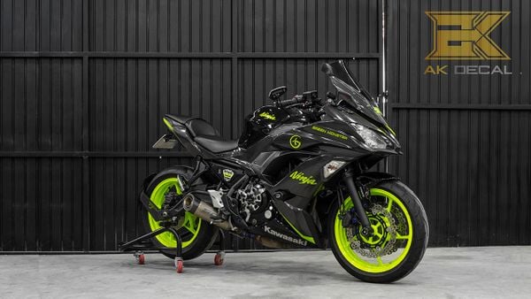 tem xe Kawasaki Ninja 650