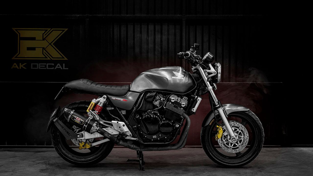 Huyền thoại Honda CB400SF Super Four 2020 sẽ có giá 220 triệu đồng  Tin  tức iMotorbike